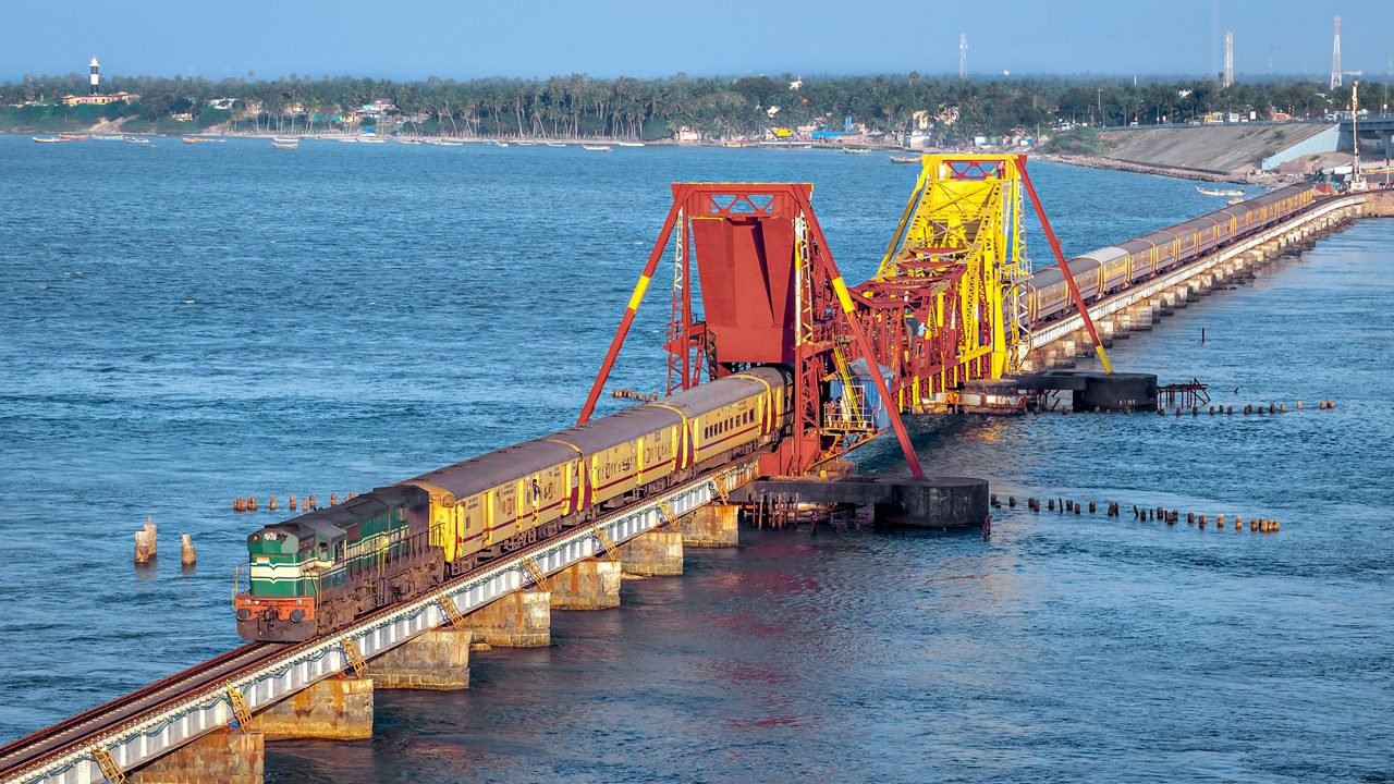 pamban-bridge-rameswaram-tamil-nadu-3-attr-hero-1
